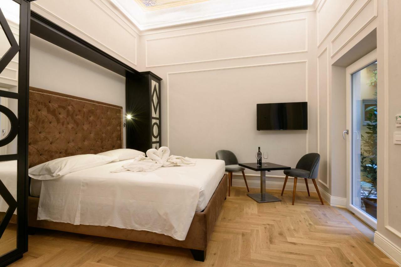 Vivaldi luxury suites Florence Extérieur photo